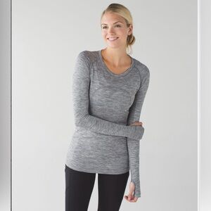 Lululemon Swiftly Tech Long Sleeve - Size 6, Grey (heathered slate)